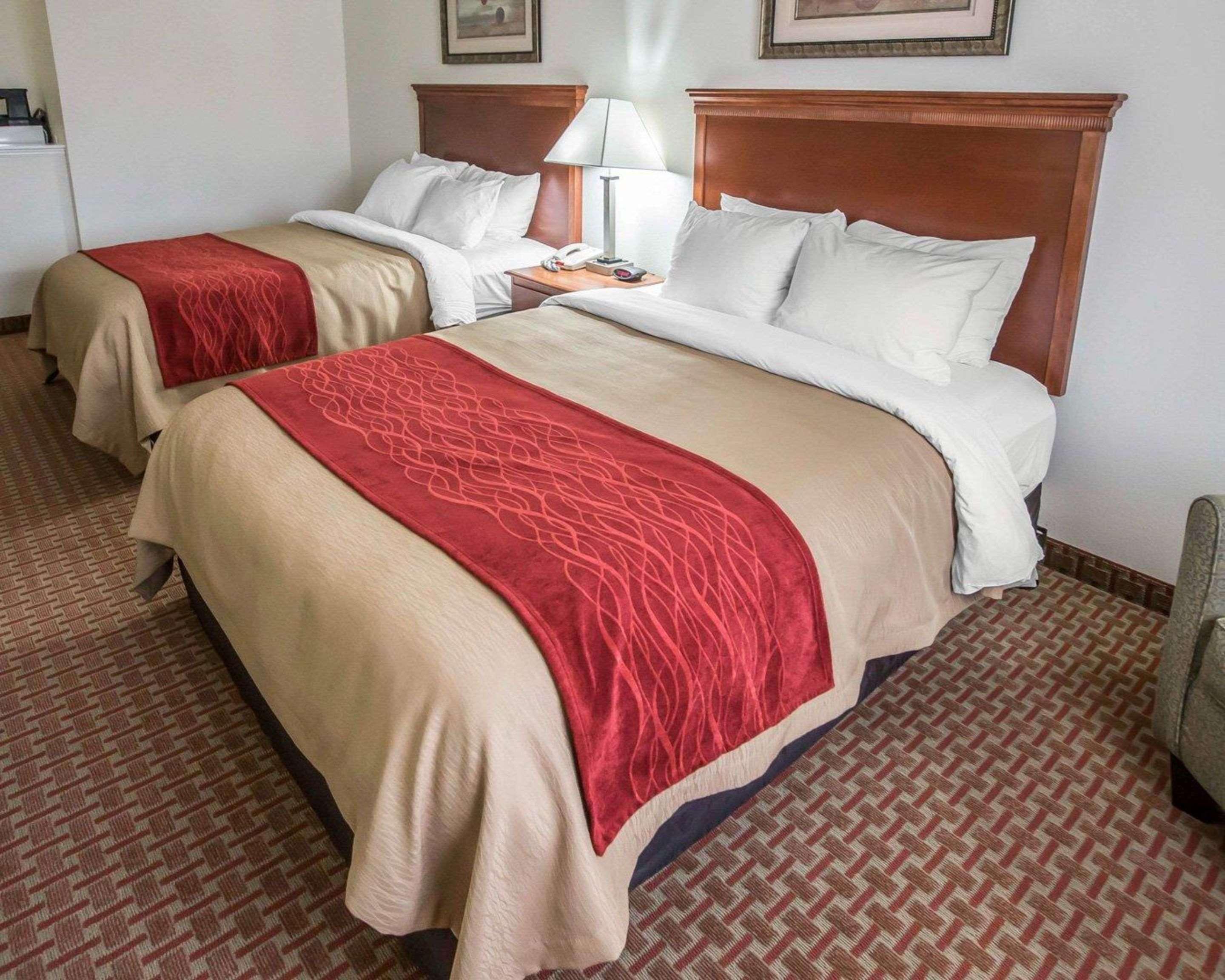 Comfort Inn Hebron-Lowell Area Dinwiddie Esterno foto