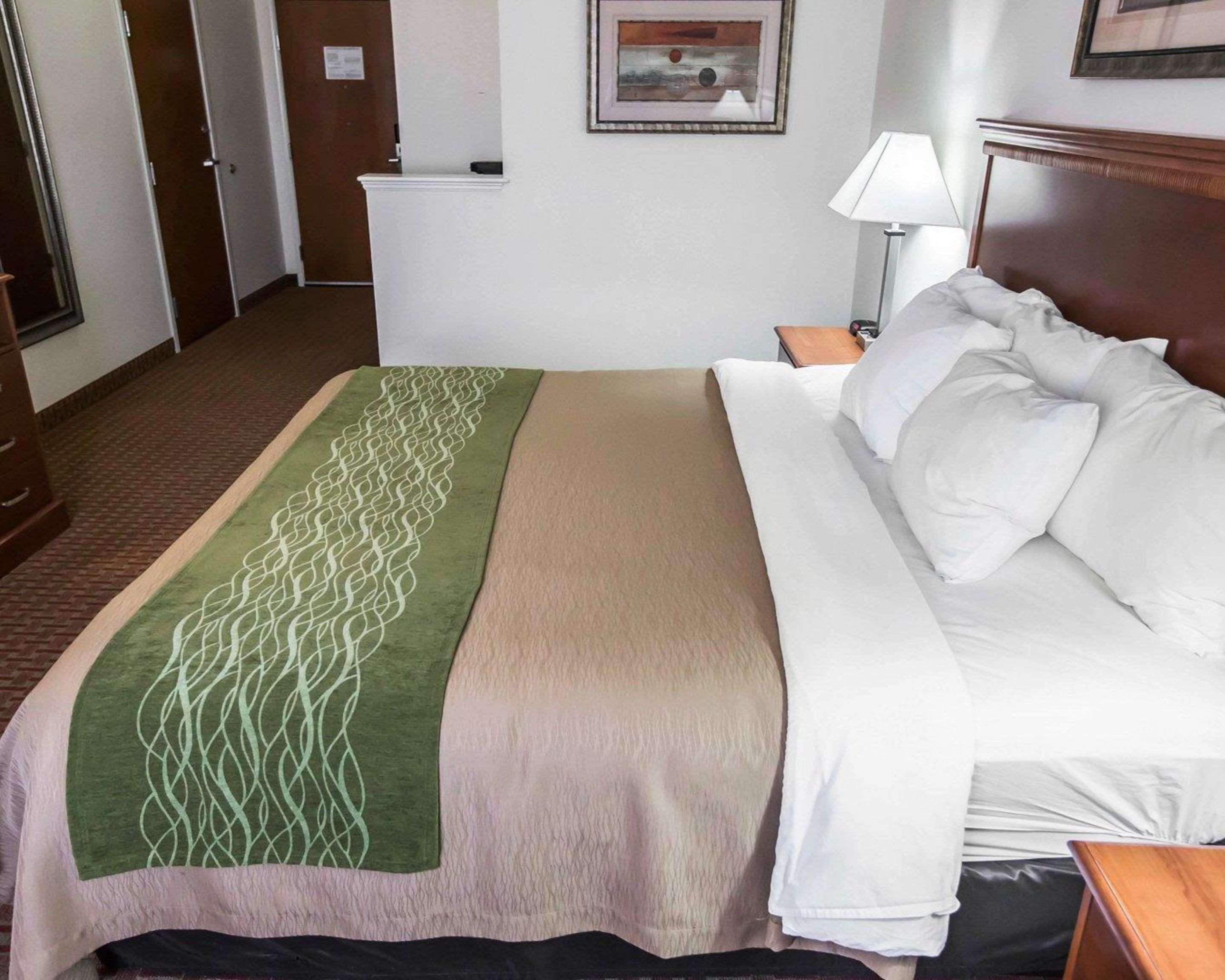 Comfort Inn Hebron-Lowell Area Dinwiddie Esterno foto