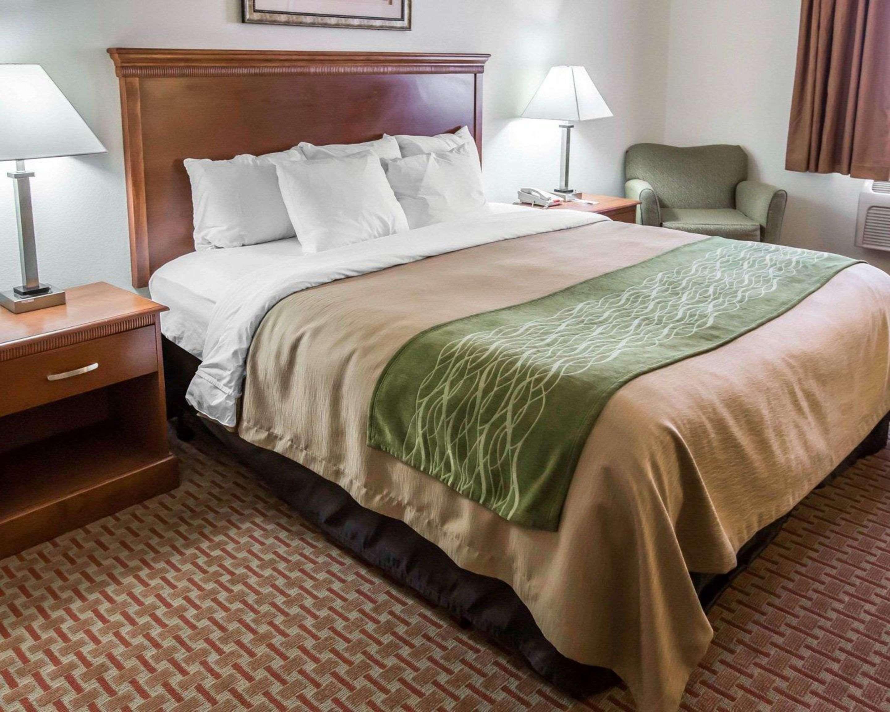 Comfort Inn Hebron-Lowell Area Dinwiddie Esterno foto