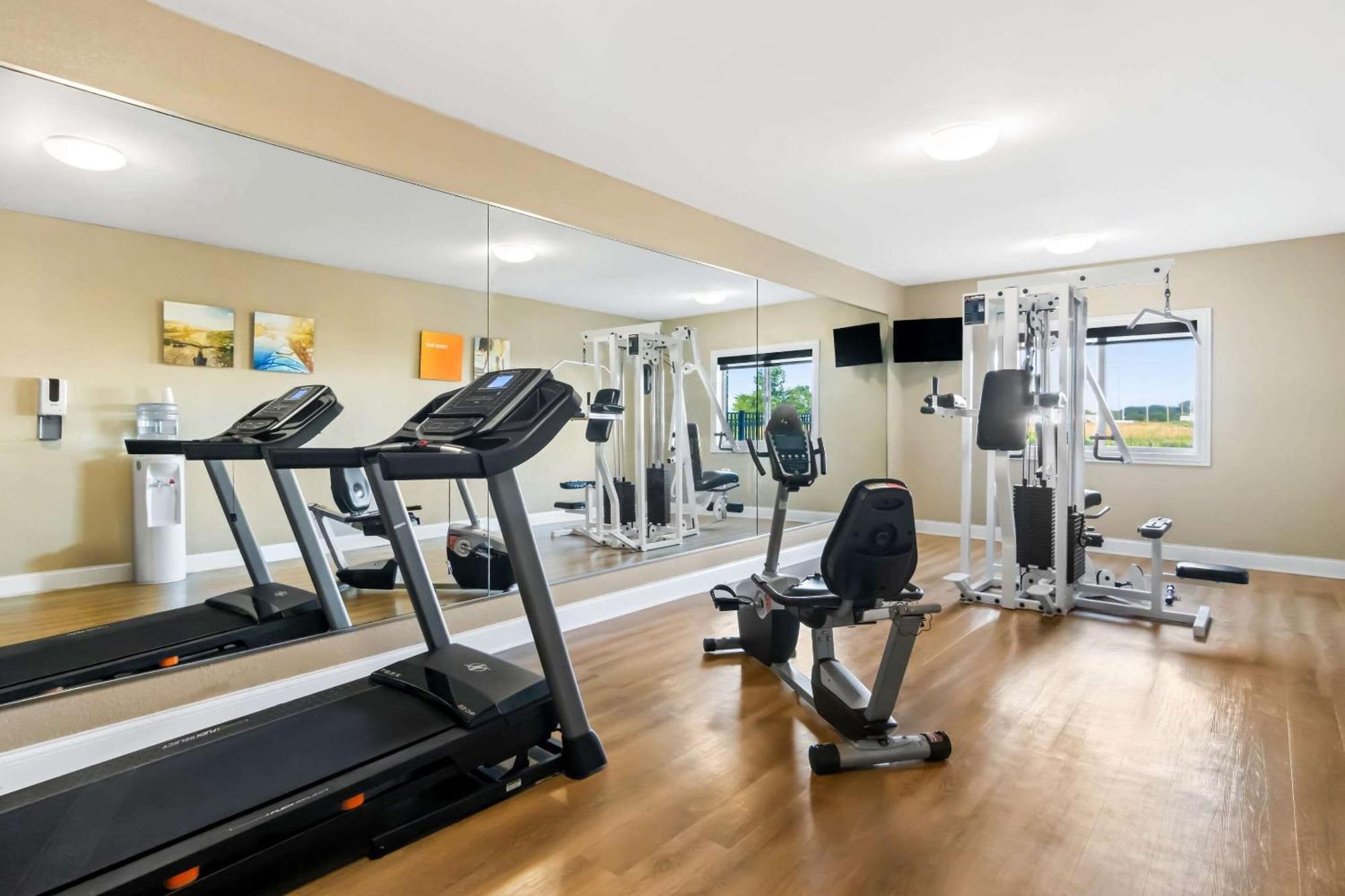 Comfort Inn Hebron-Lowell Area Dinwiddie Esterno foto