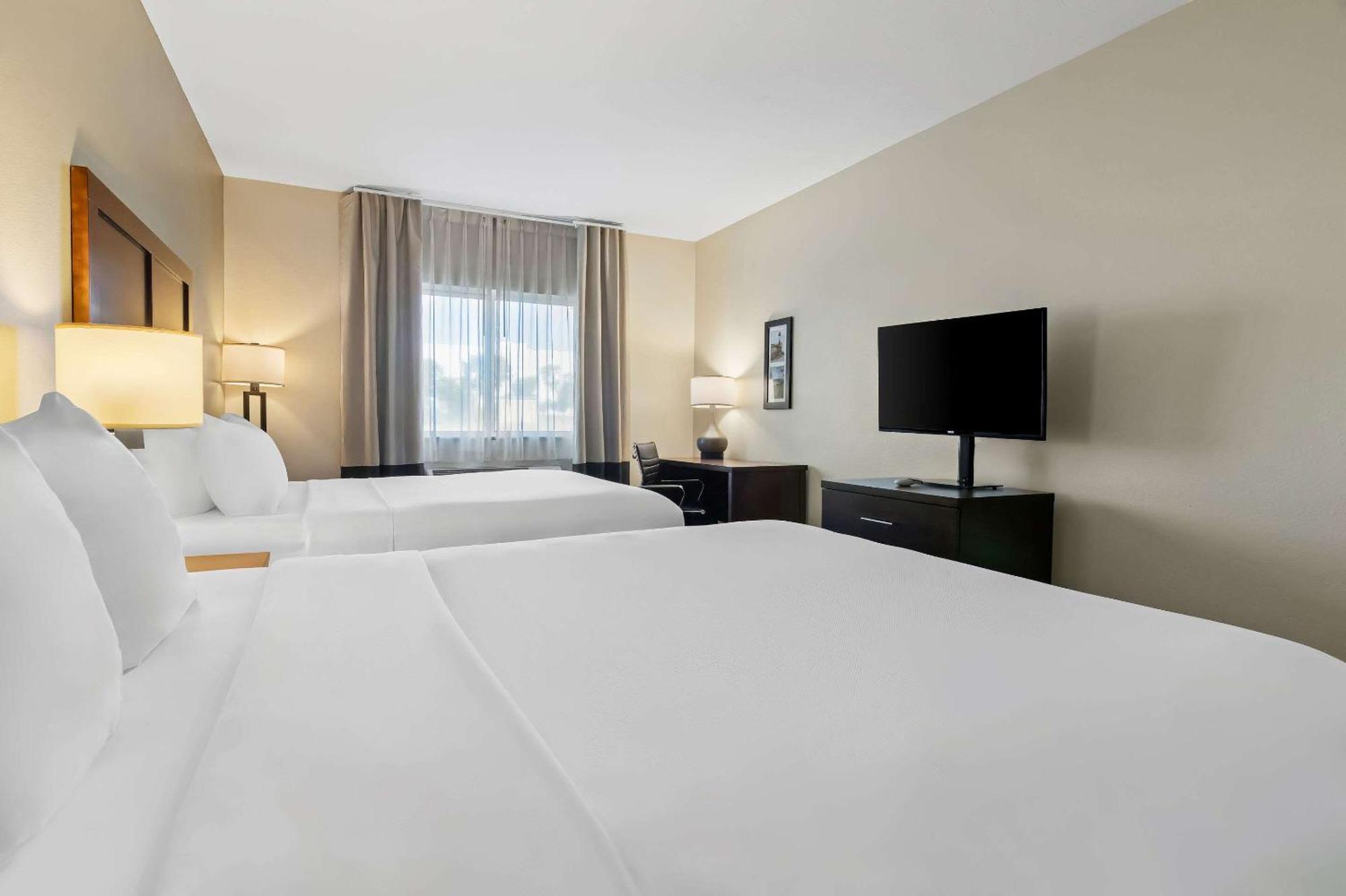 Comfort Inn Hebron-Lowell Area Dinwiddie Esterno foto