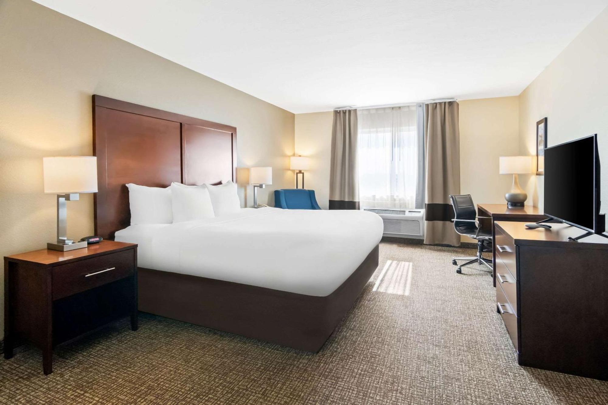 Comfort Inn Hebron-Lowell Area Dinwiddie Esterno foto